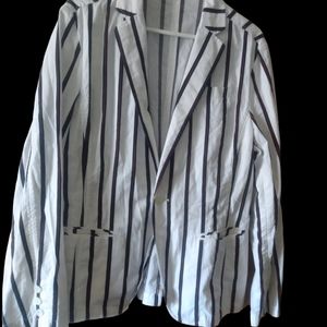 Yucca female jacket suit